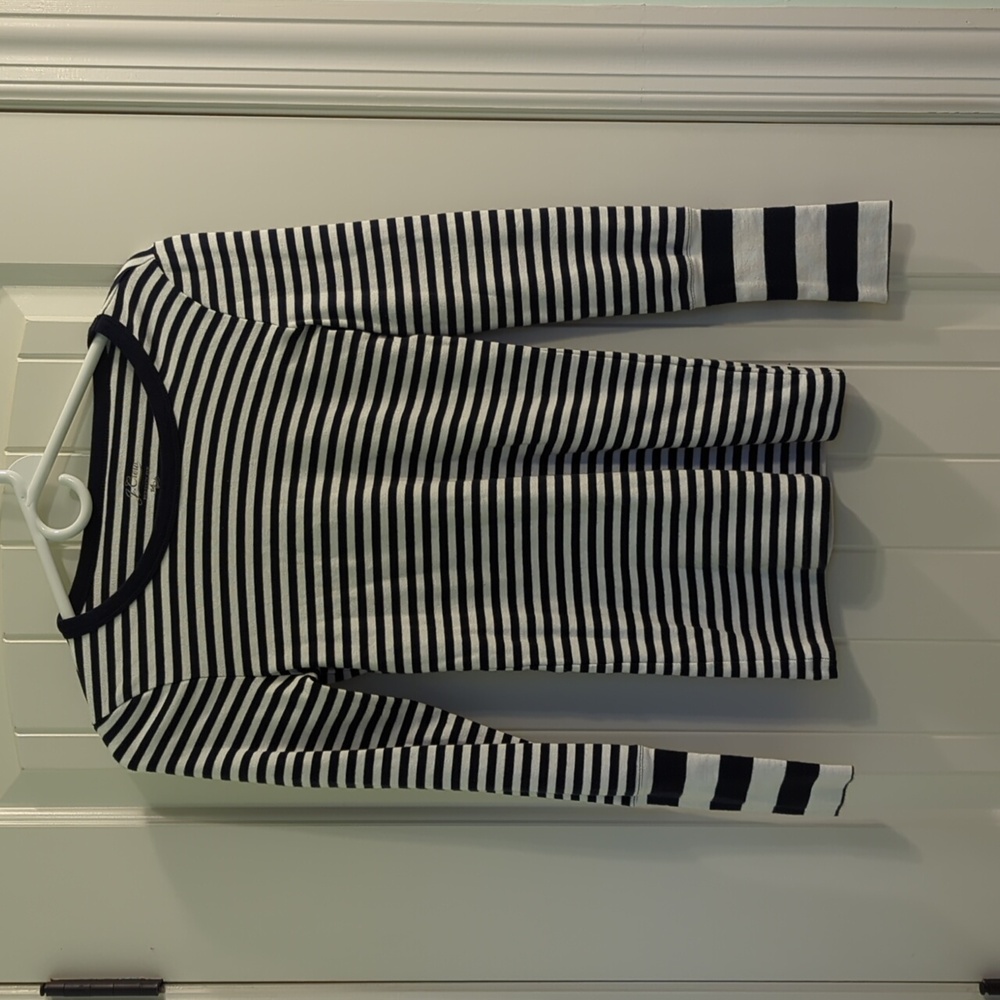 JCrew long sleeve blue and white stretchy t